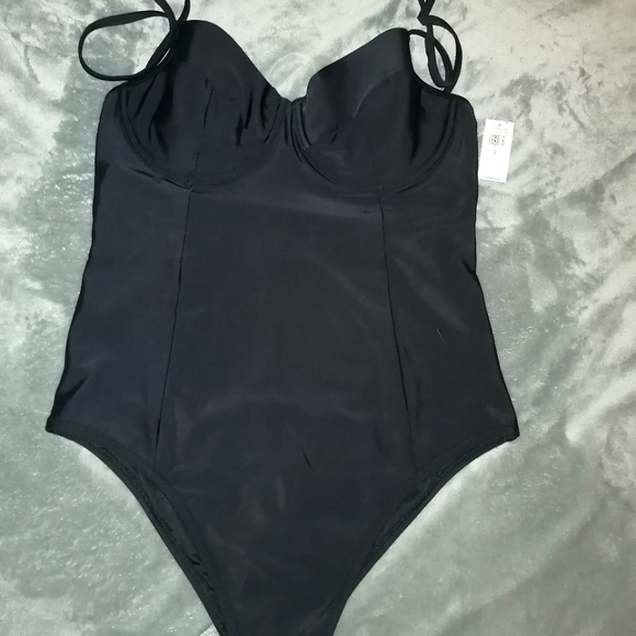 Old Navy women's tie shoulder one piece bathing suit - Picture 1 of 6